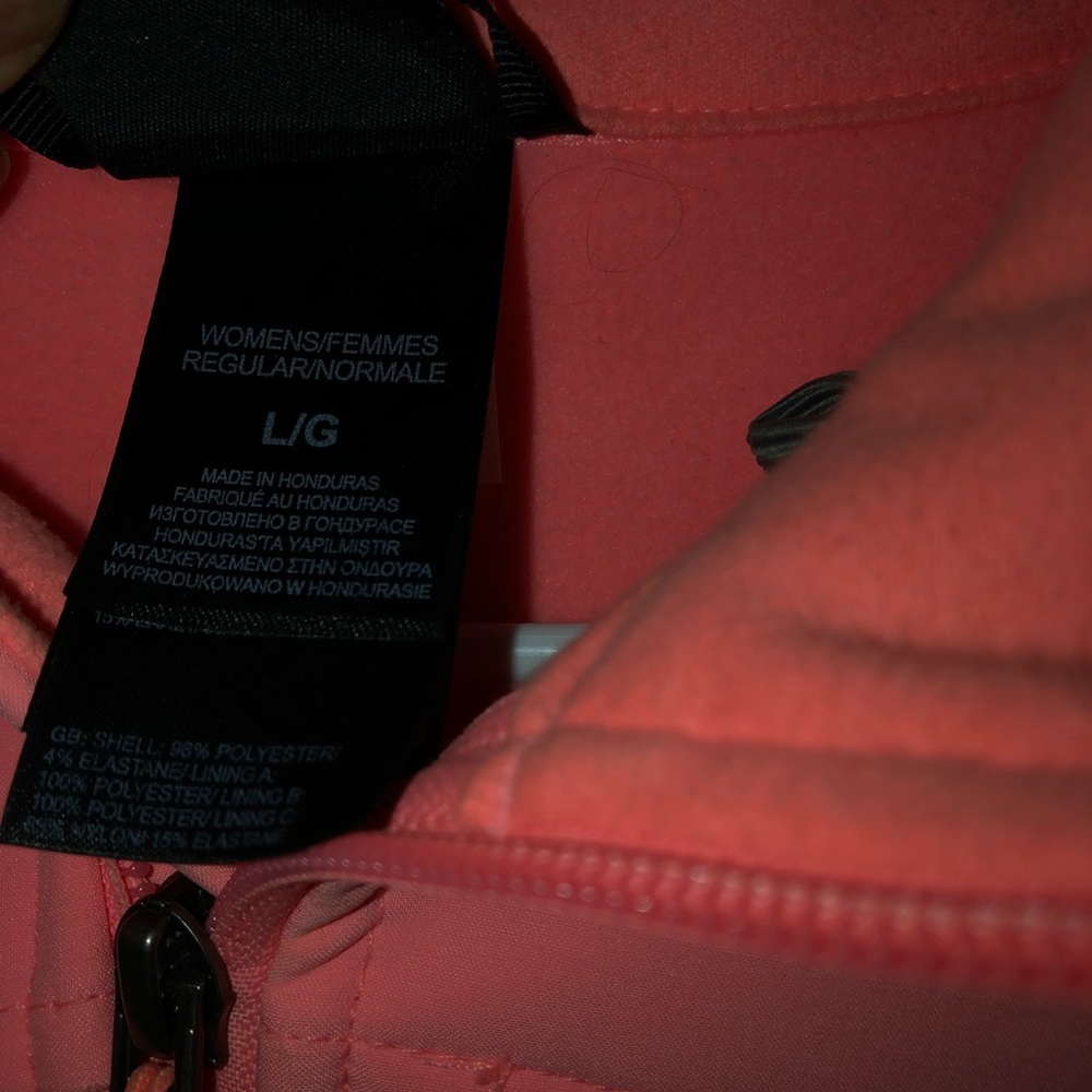 - Large North Face Jacket - - image 5